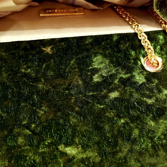 Quilted chain strap Clutch bag Emerald green - Picture 2 of 5